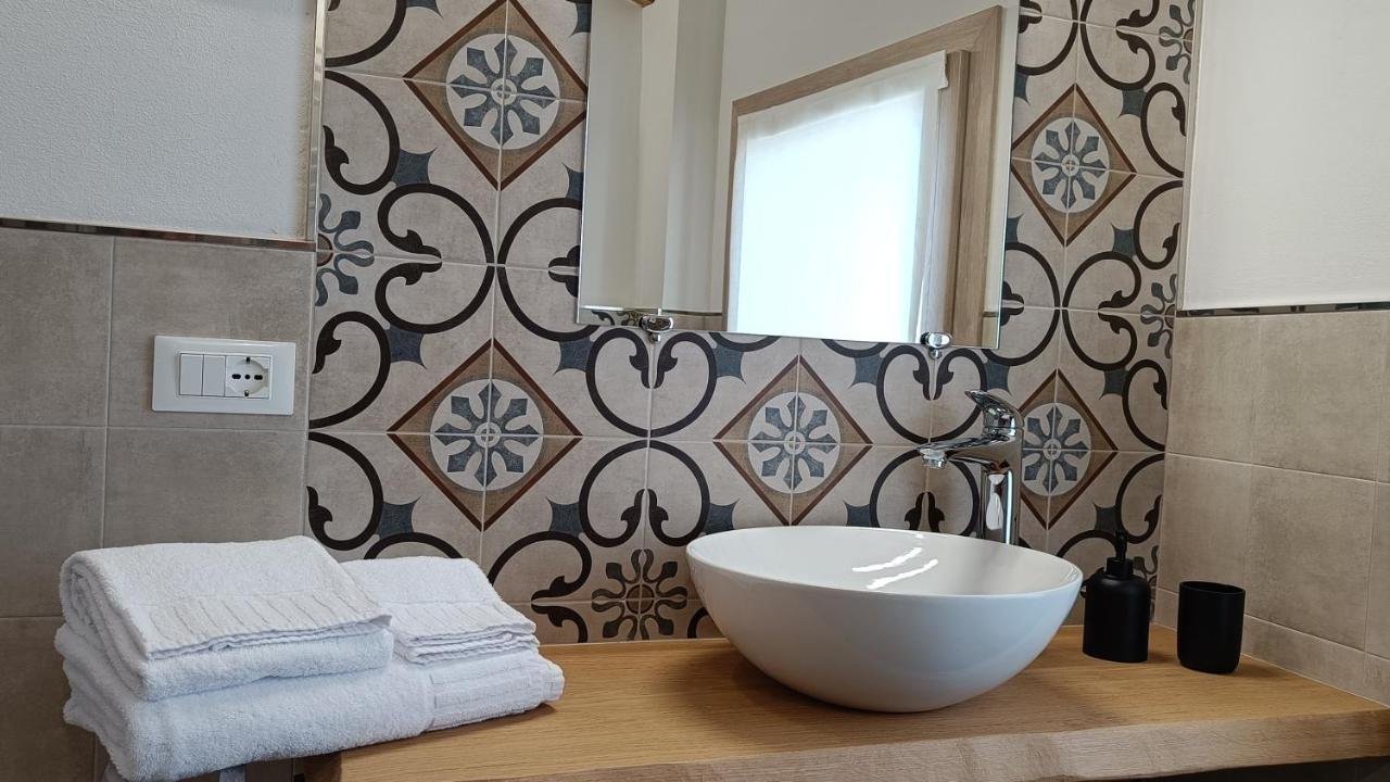 Casa Cuccagna Chioggia - Vista Canal Vena 외부 사진